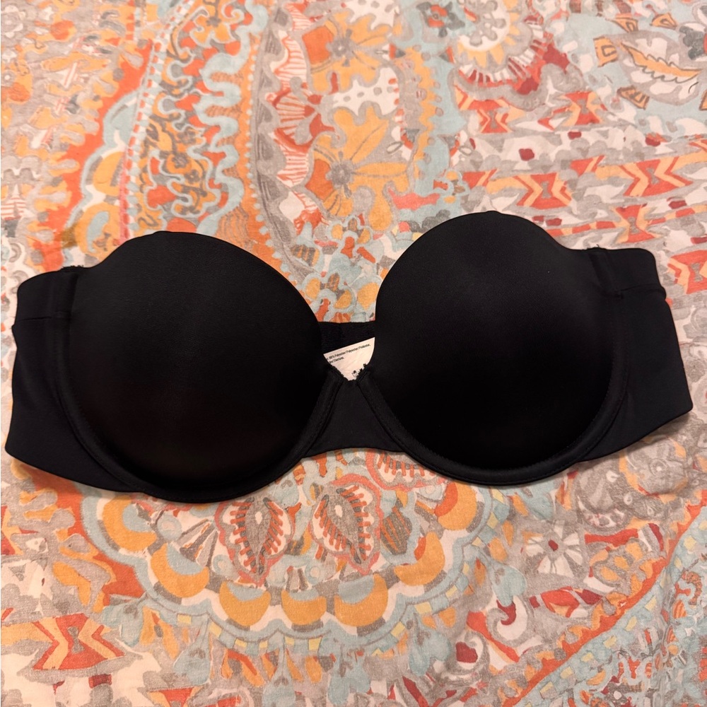 Maidenform Elegant Black Strapless Bra